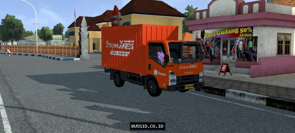 Isuzu NLR Box