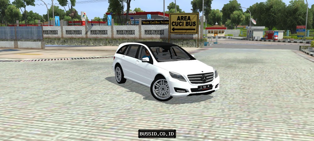 Mercedes Benz R400