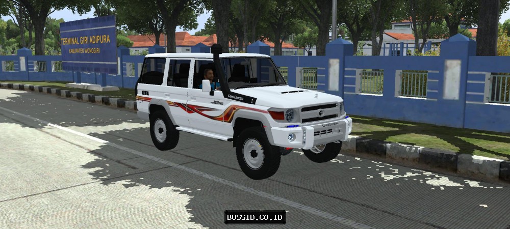 Toyota Land Cruiser LC76