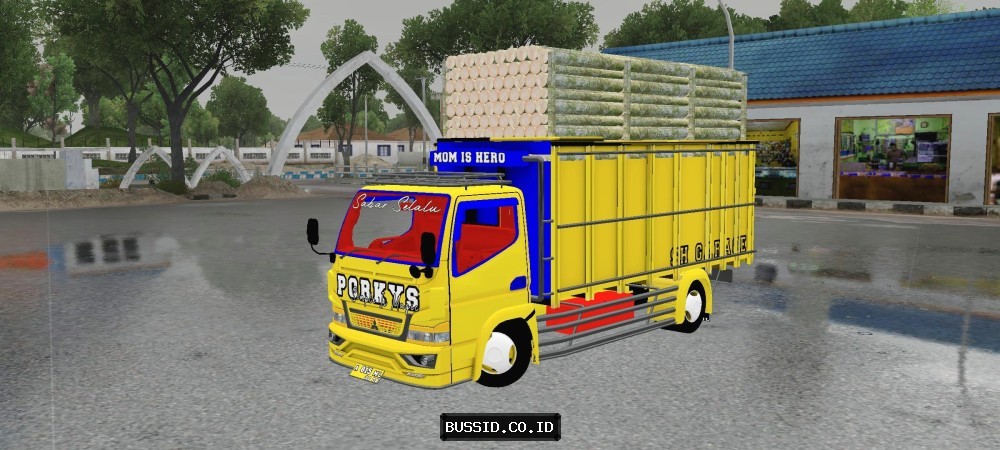 Canter Muat Kayu Sengon