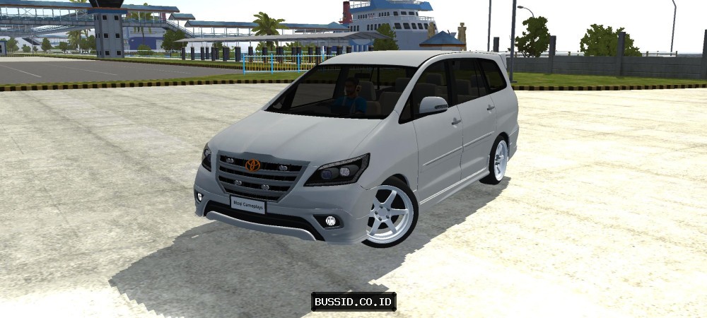 Toyota Innova 2013 Modif